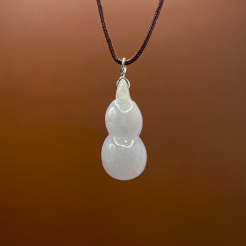 Natural Jade Hulu Necklace