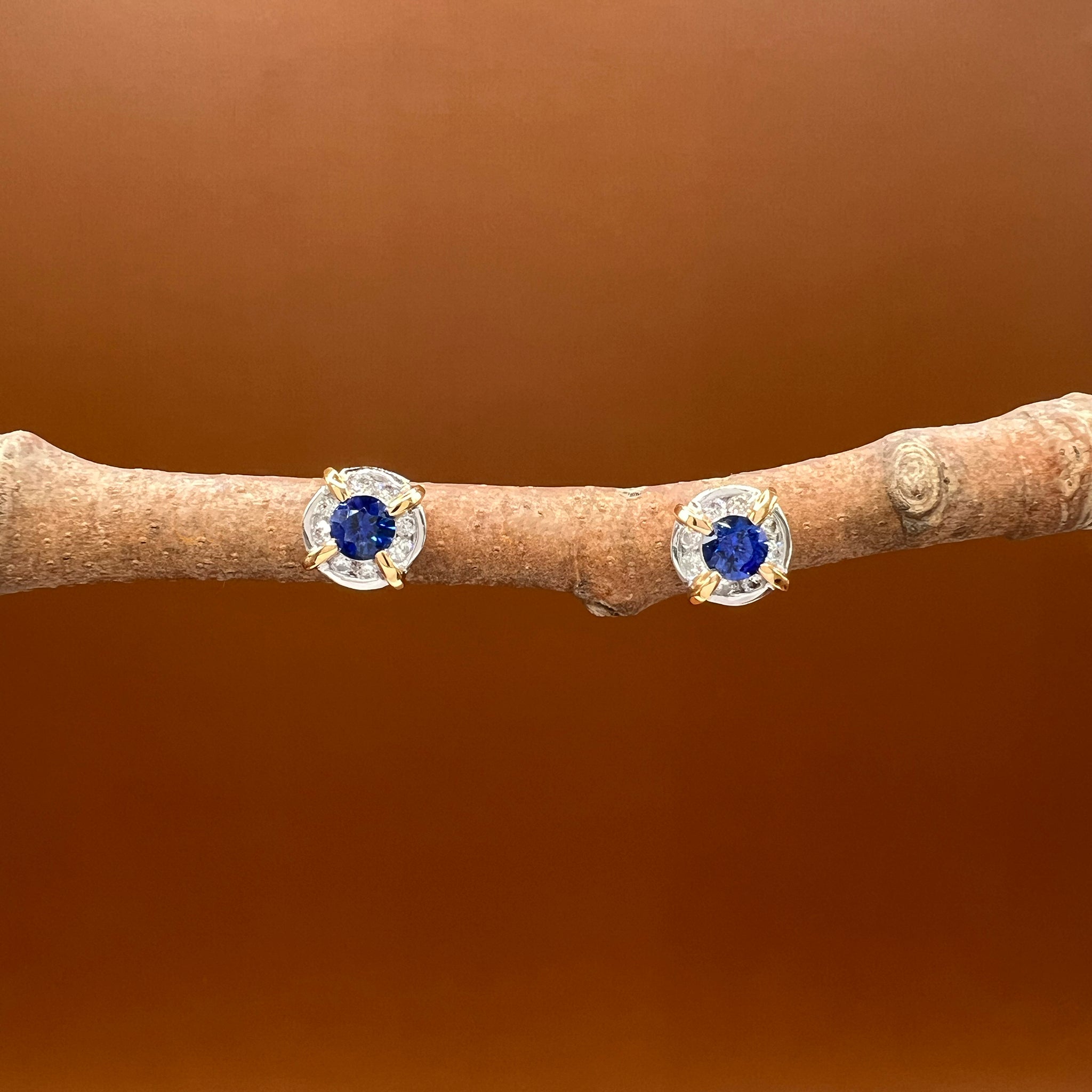Sapphire Diamonds Studs